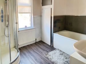 Photo 1- click for photo gallery